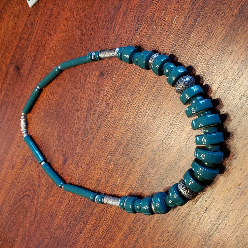 Vintage Ceramic and Silver Bead Necklass